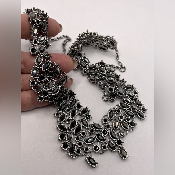 Rare Couture ST JOHN Signed Crystal Collar Necklace Stunning Statement Runway - Picture 2 of 13